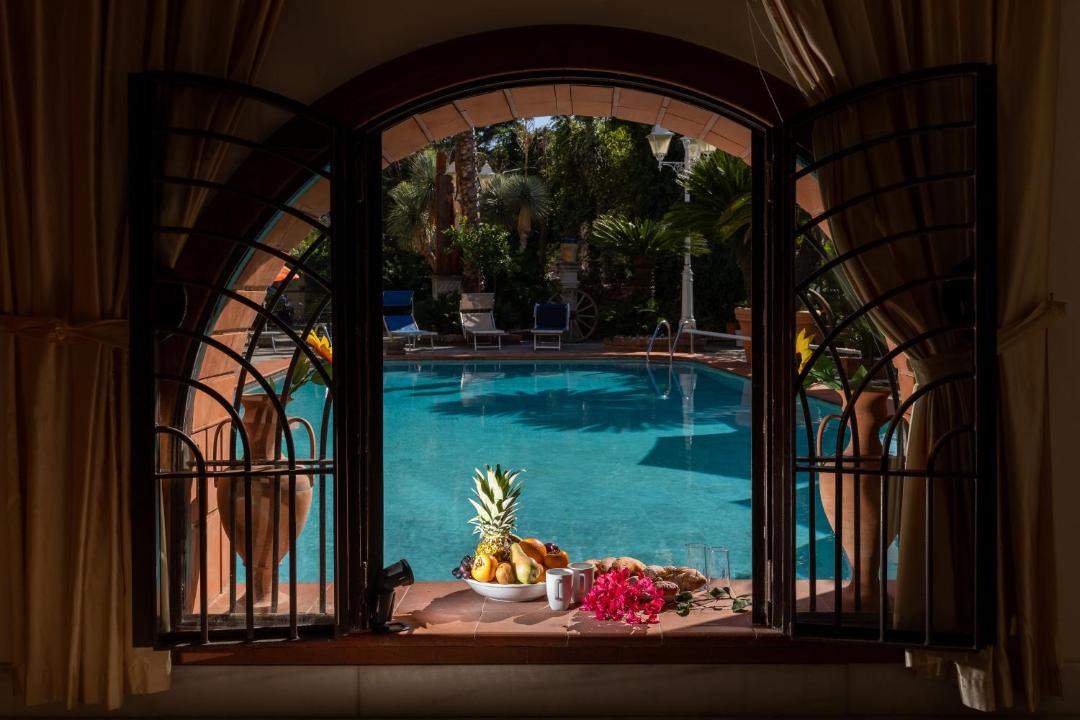 Photo of Patio Balcony in Marini