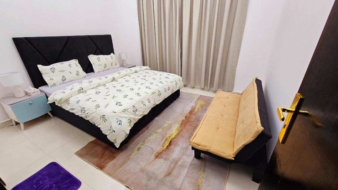 Photo of Bedroom in Mirdif