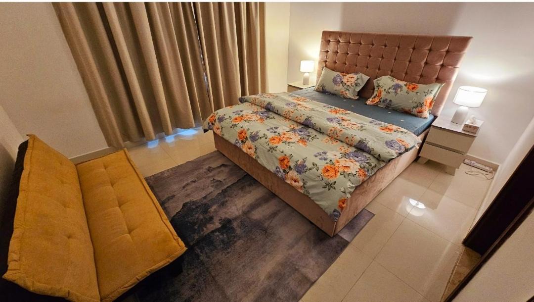 Photo of Bedroom in Mirdif