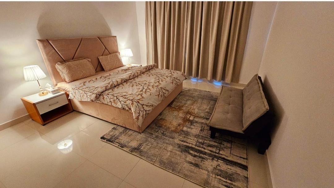 Photo of Bedroom in Mirdif