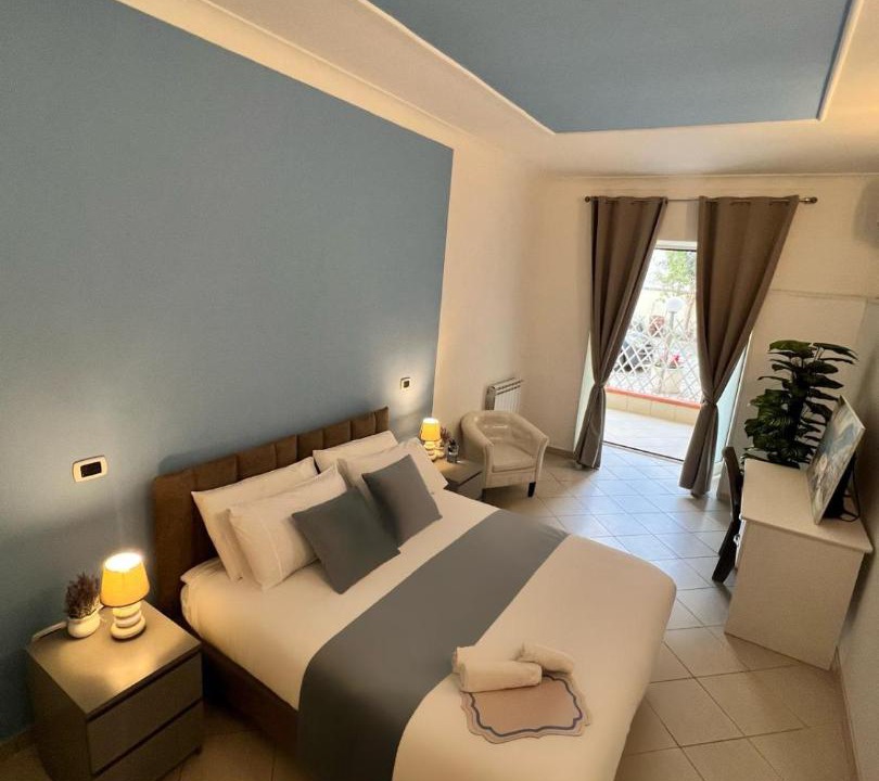 Photo of Bedroom in Naples