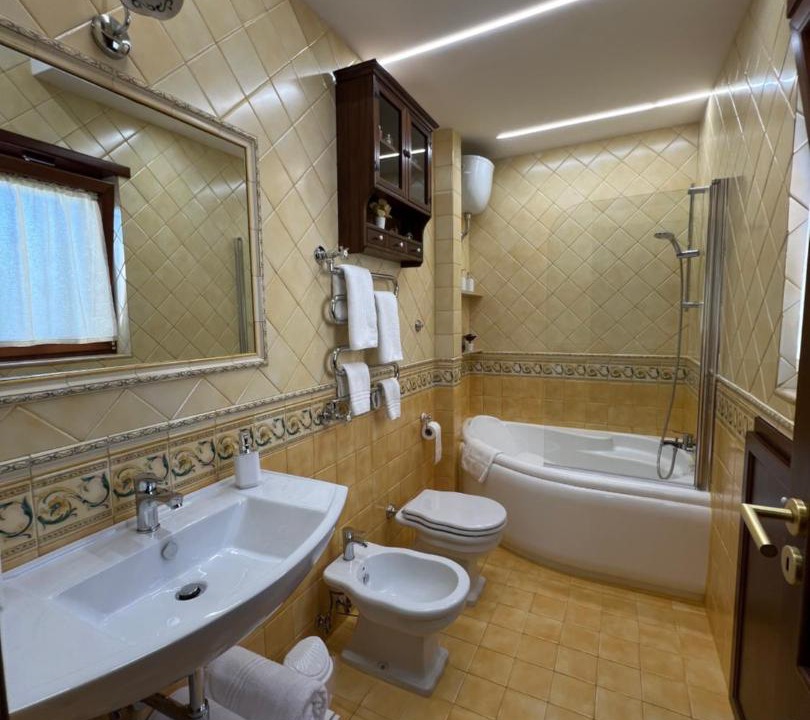 Photo of Bathroom in Portici