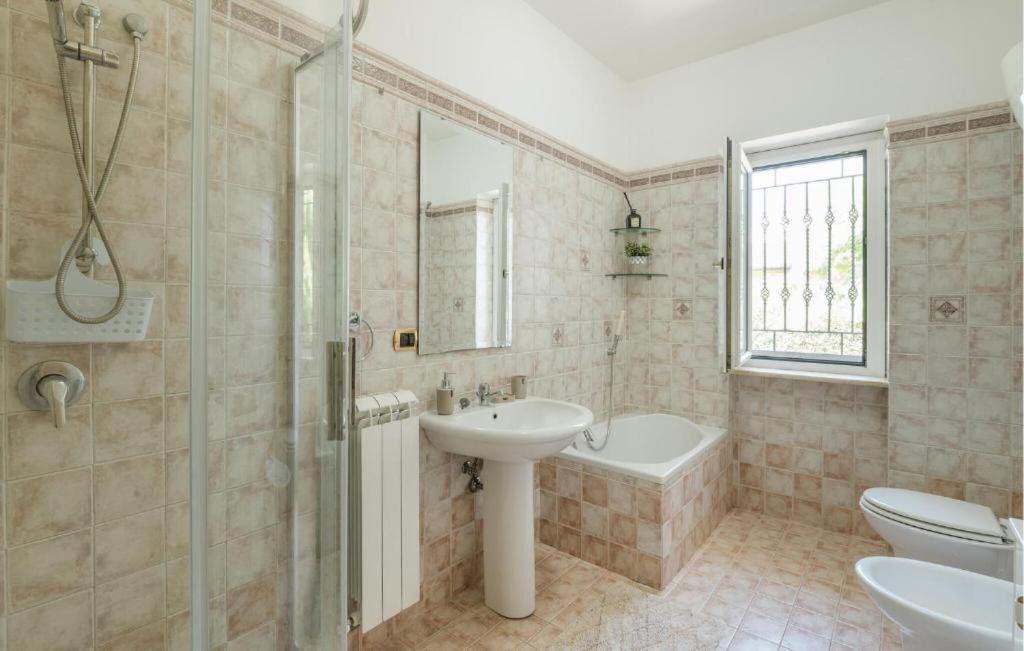 Photo of Bathroom in Villa Santa Lucia