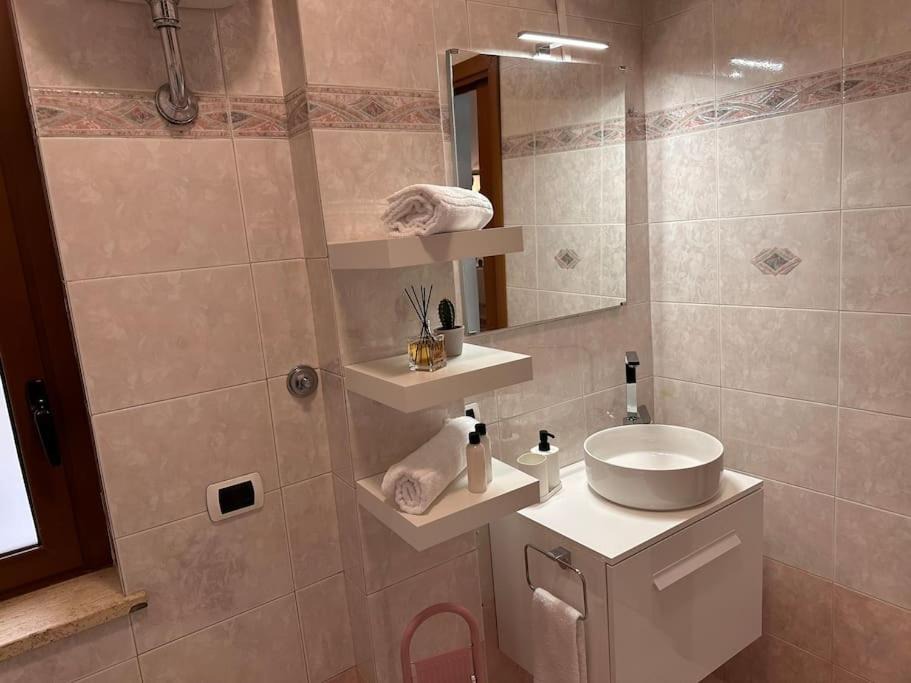 Photo of Bathroom in Pomigliano D'arco