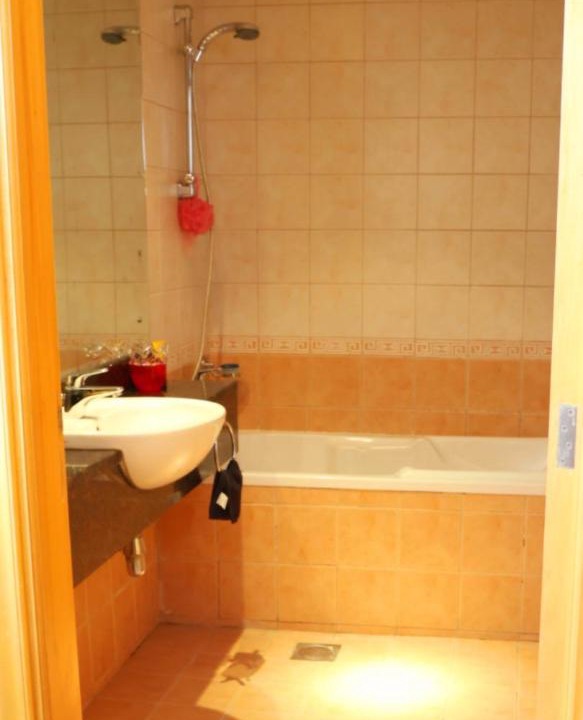 Photo of Bathroom in Jumeira 1