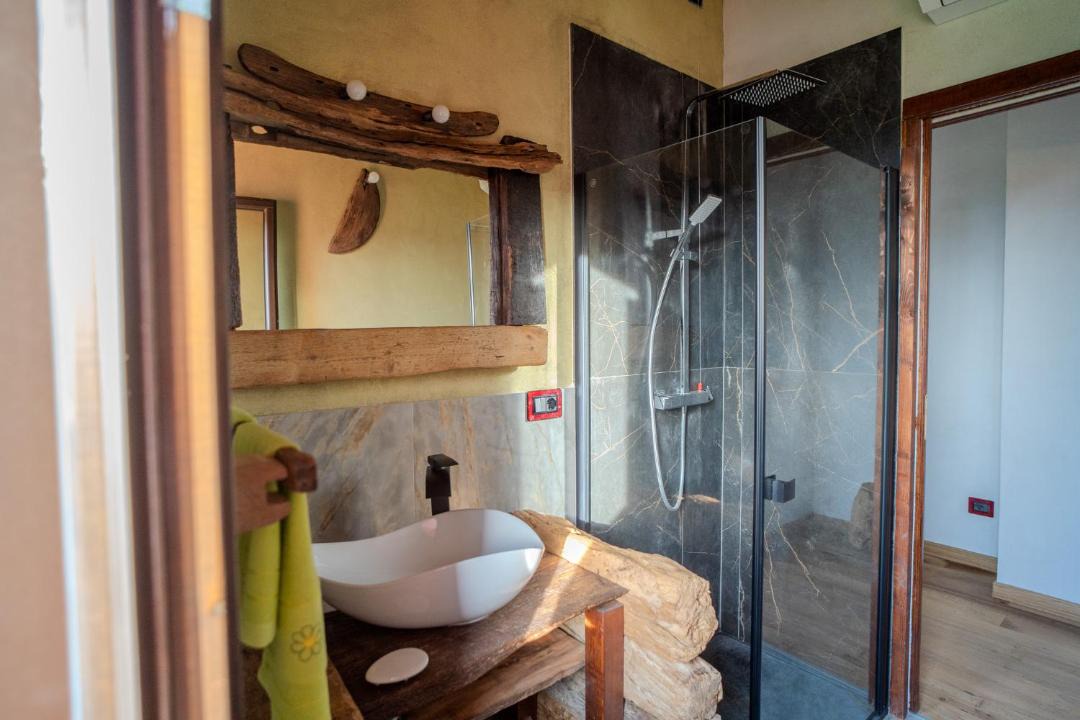 Photo of Bathroom in Genga