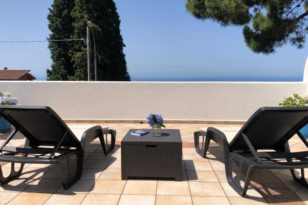 Photo of Patio Balcony in Scilla