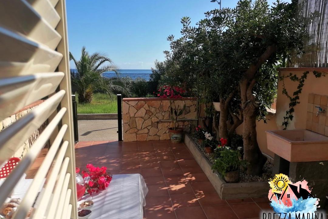 Photo of Patio Balcony in Santa Teresa di Riva