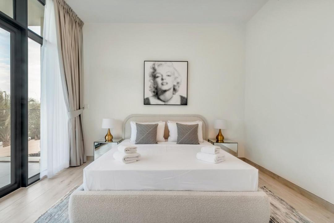 Photo of Bedroom in Discovery Gardens