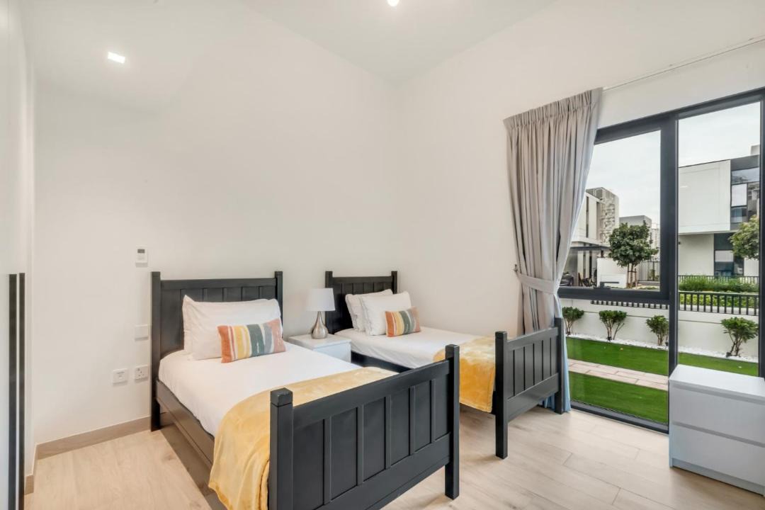 Photo of Bedroom in Discovery Gardens