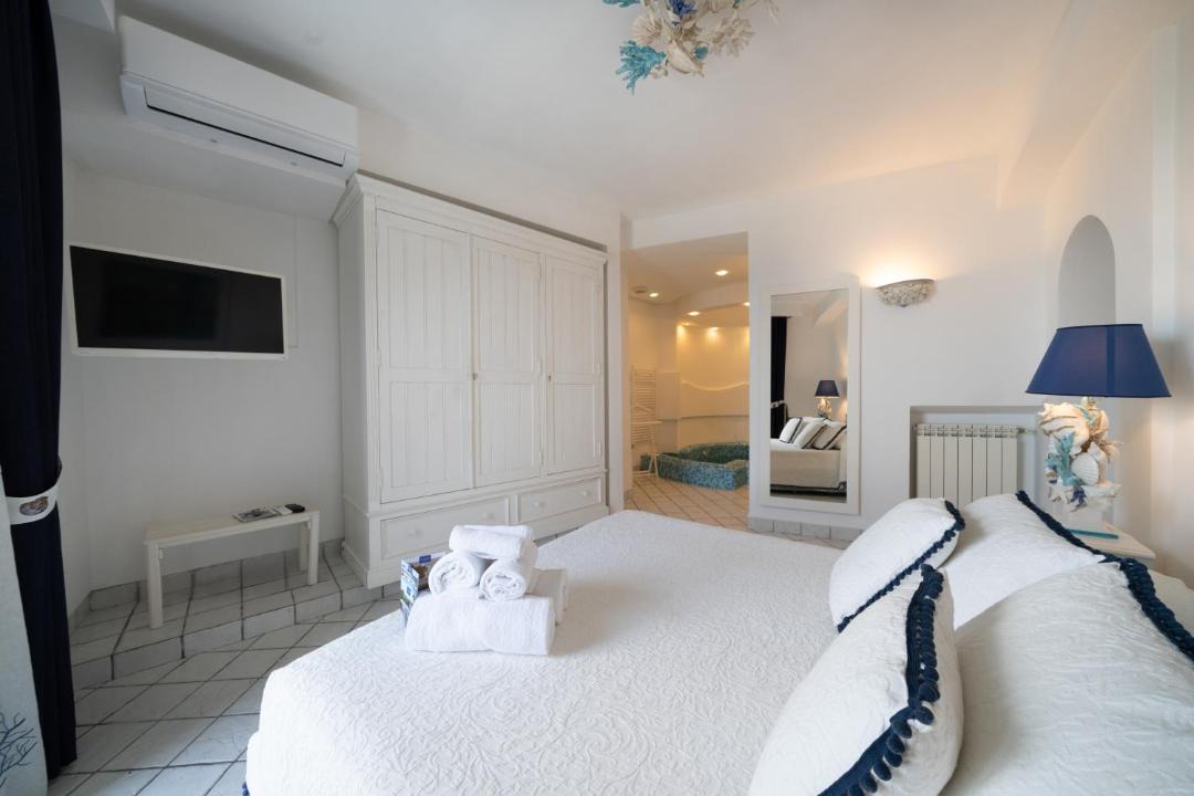 Photo of Bedroom in Ischia Porto