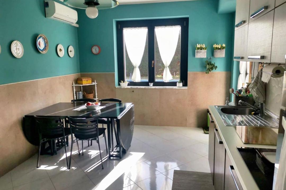 Photo of Kitchen in Maida