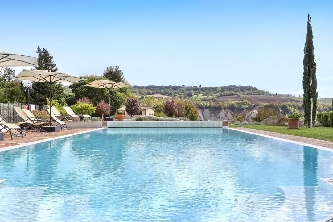 Photo of Others in Saturnia