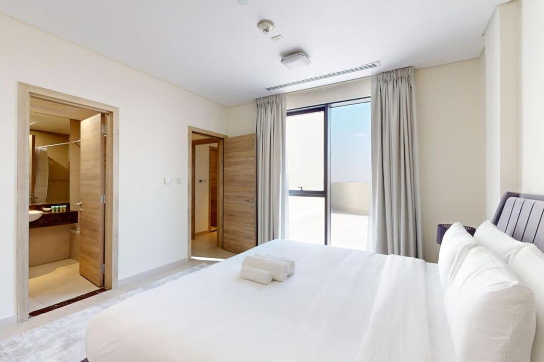 Photo of Bedroom in Mirdif