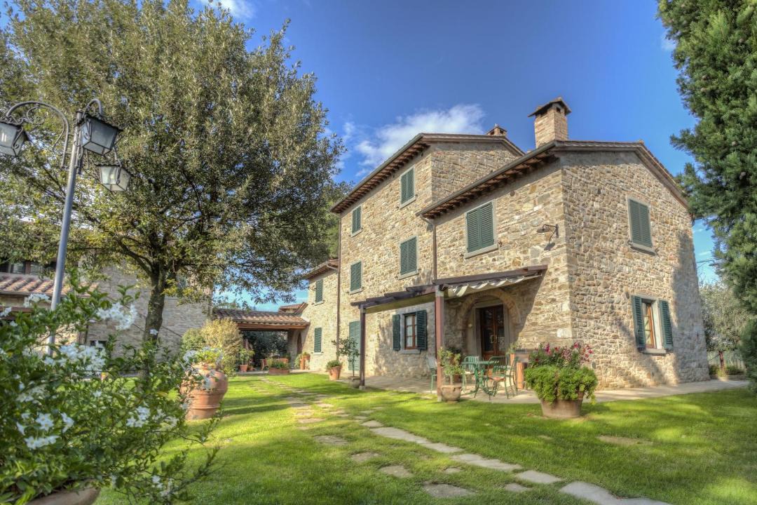 Photo of Buildings in Monsigliolo