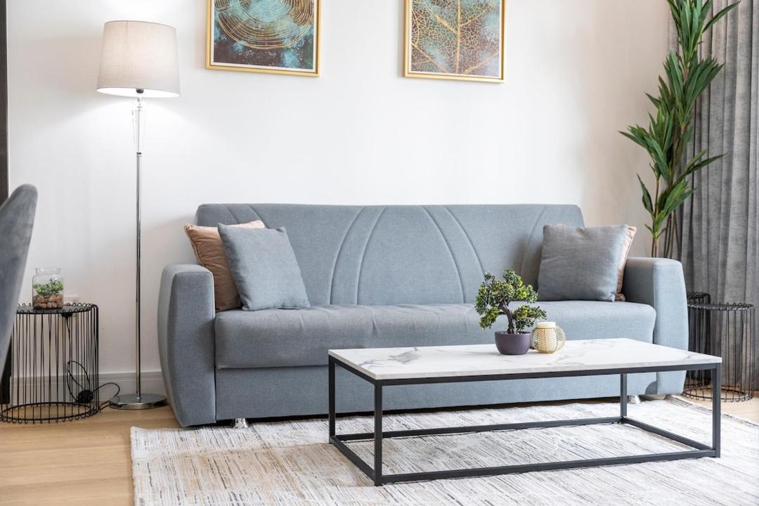 Photo of Livingroom in Trade Centre 1