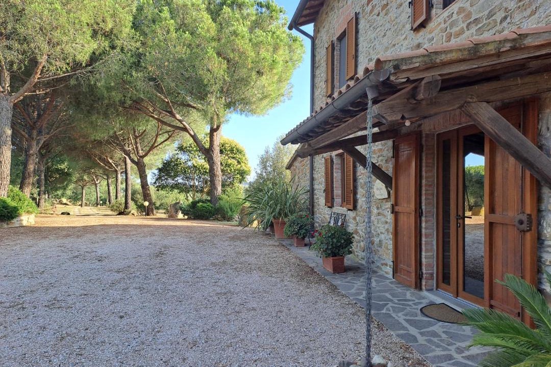 Photo of Others in Magliano in Toscana