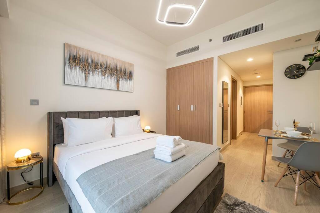 Photo of Bedroom in Nad Al Sheba
