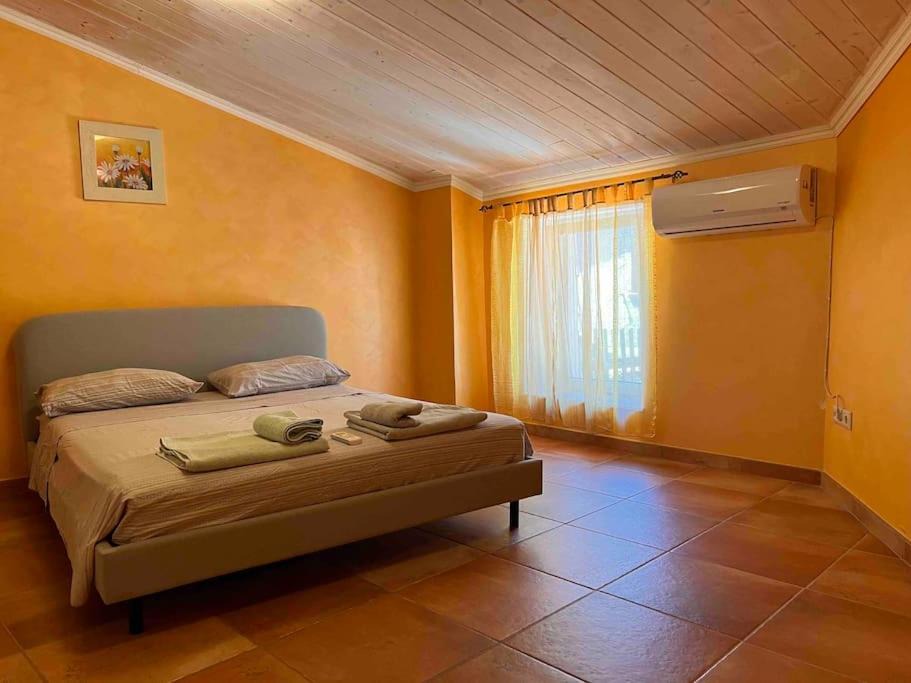 Photo of Bedroom in Scalea