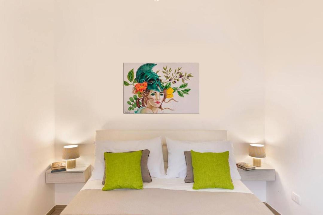 Photo of Bedroom in Meta