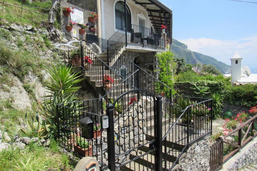 Photo of Buildings in Montepertuso