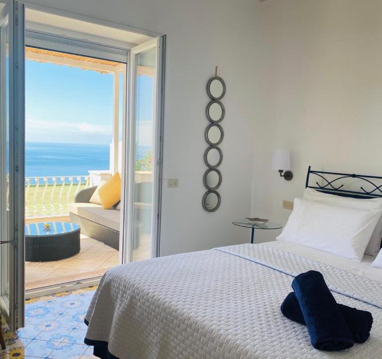 Photo of Bedroom in Capri