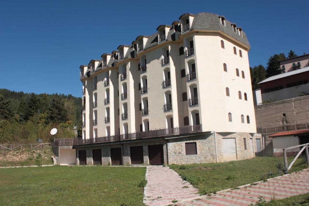 Photo of Buildings in Lorica