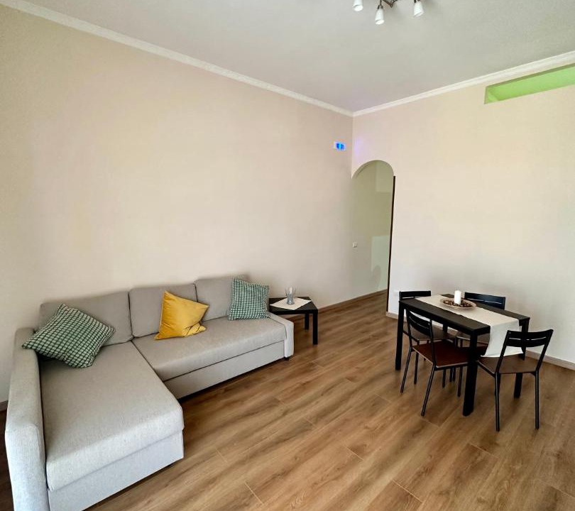Photo of Livingroom in Secondigliano