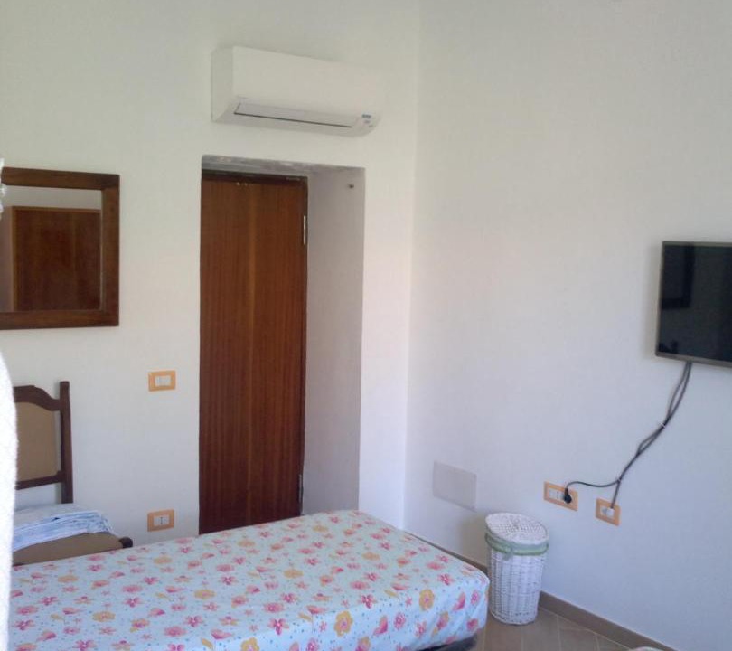 Photo of Bedroom in La Maddalena