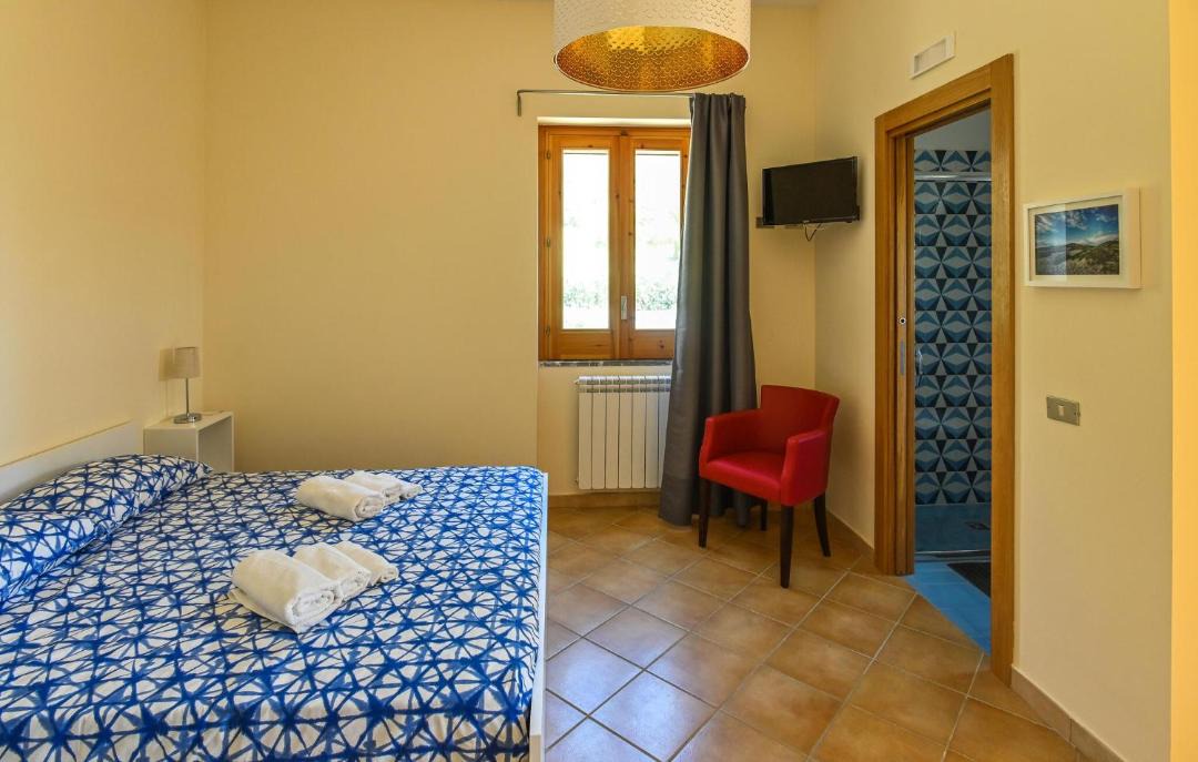 Photo of Bedroom in Mondragone