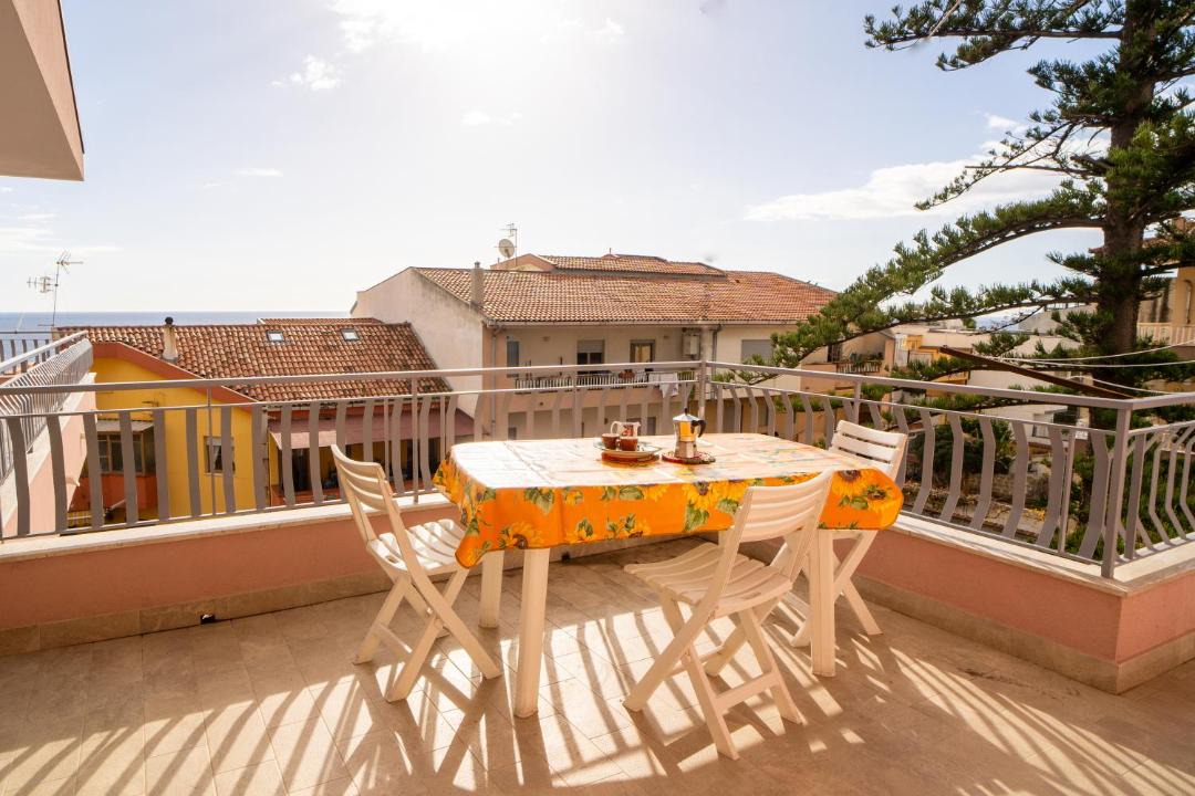 Photo of Patio Balcony in Santa Teresa di Riva