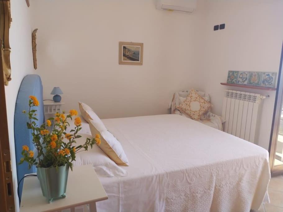 Photo of Bedroom in Furore