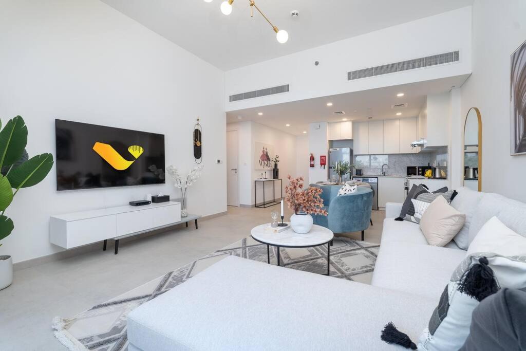 Photo of Livingroom in Umm Suqeim 3