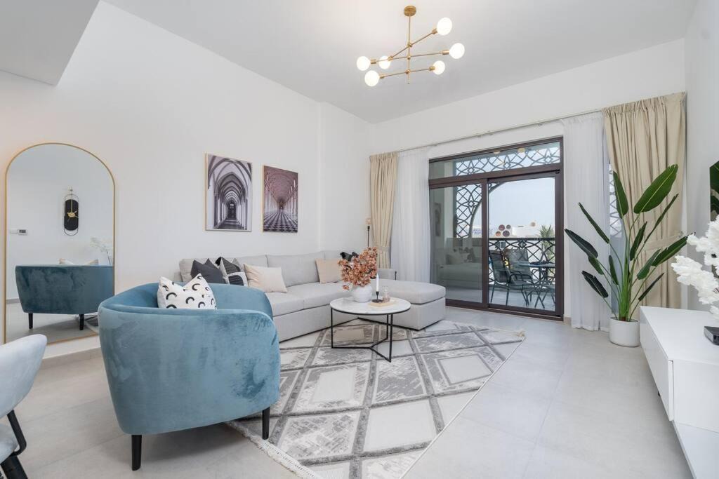 Photo of Livingroom in Umm Suqeim 3