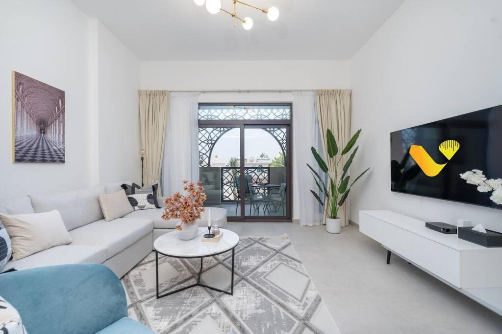 Photo of Livingroom in Umm Suqeim 3