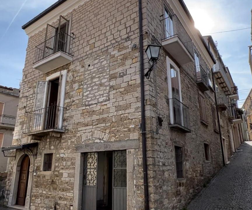 Photo of Buildings in Acquaviva Collecroce