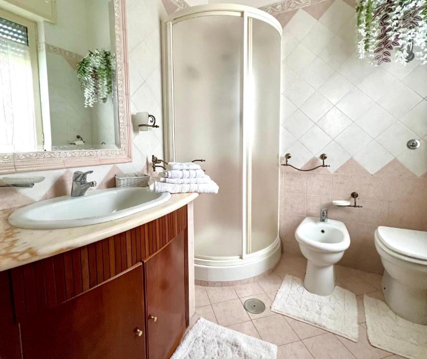 Photo of Bathroom in Trecase