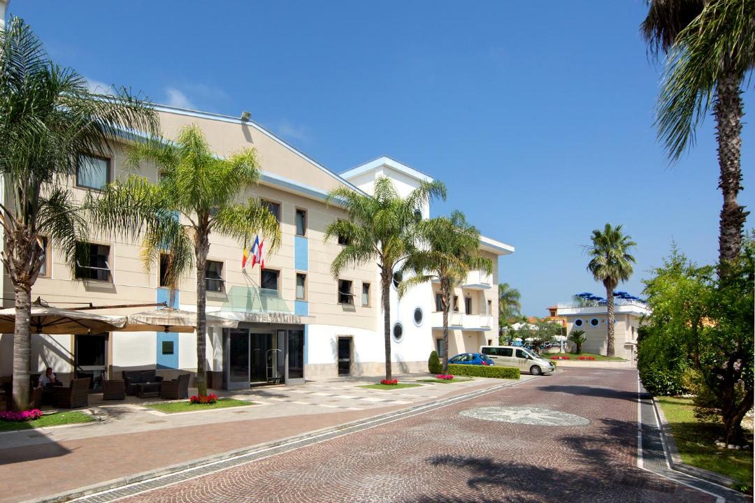 Photo of Buildings in Marina di Varcaturo