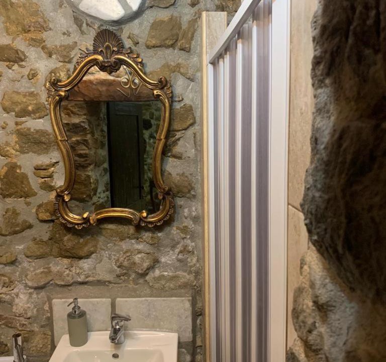Photo of Bathroom in Cantalupo nel Sannio