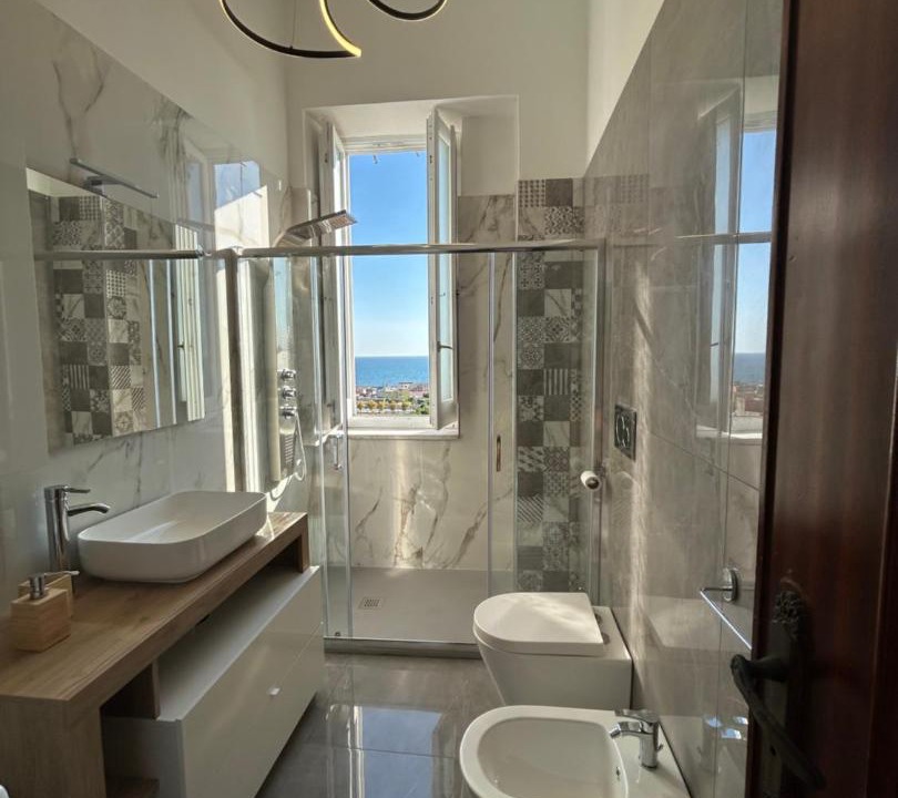 Photo of Bathroom in Ercolano