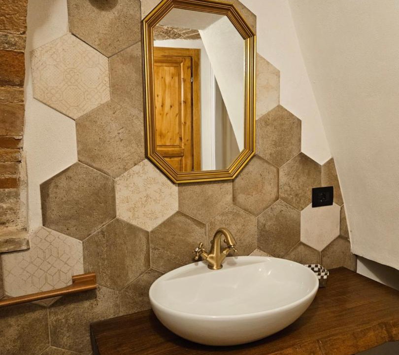 Photo of Bathroom in Castel del Monte
