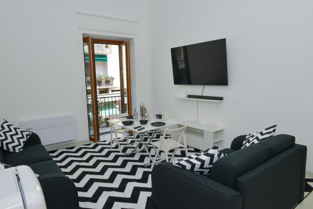 Photo of Livingroom in Meta
