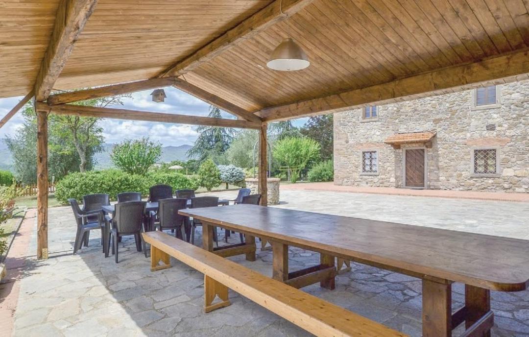 Photo of Patio Balcony in Porrena