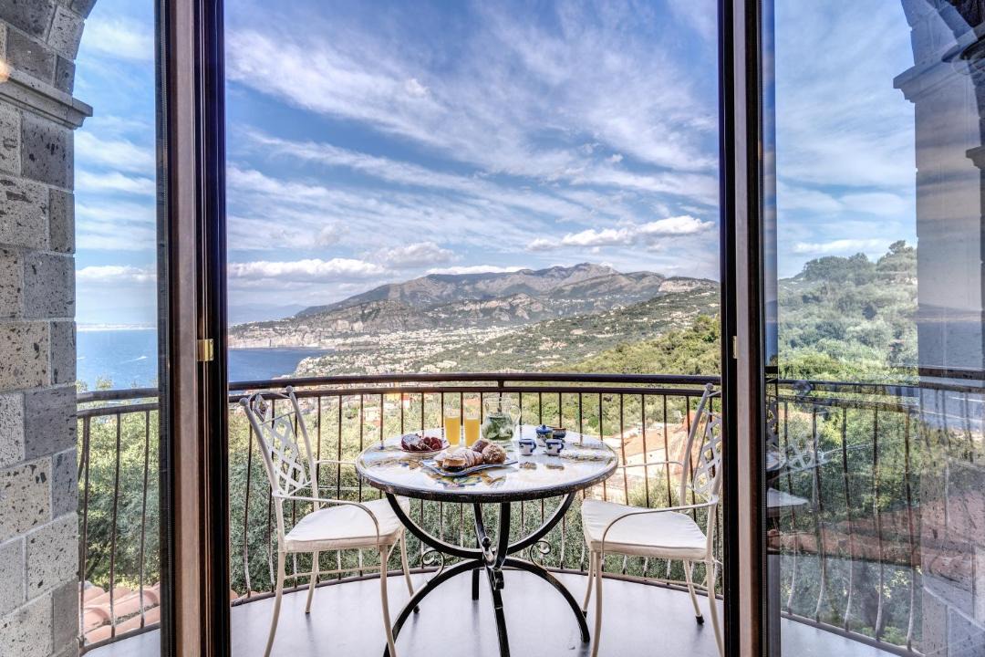 Photo of Patio Balcony in Priora