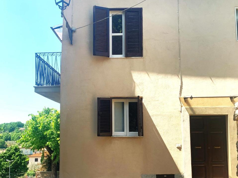 Photo of Buildings in Collepardo