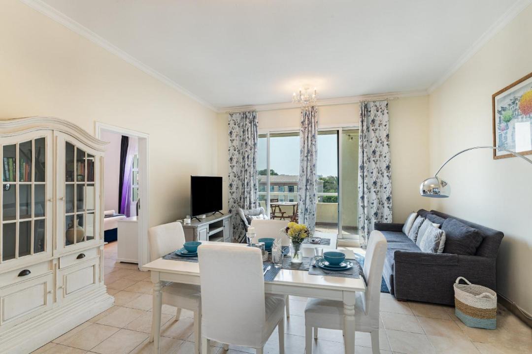 Photo of Livingroom in Dubai Investment Park