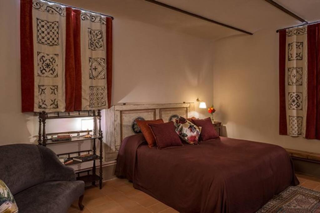 Photo of Bedroom in Arezzo