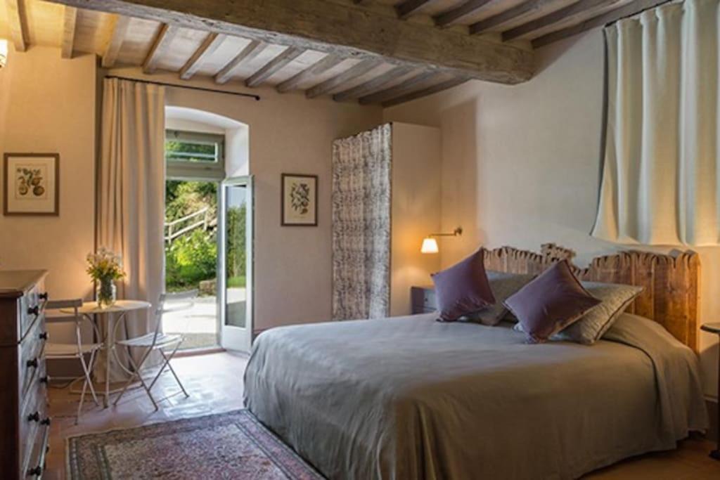 Photo of Bedroom in Arezzo