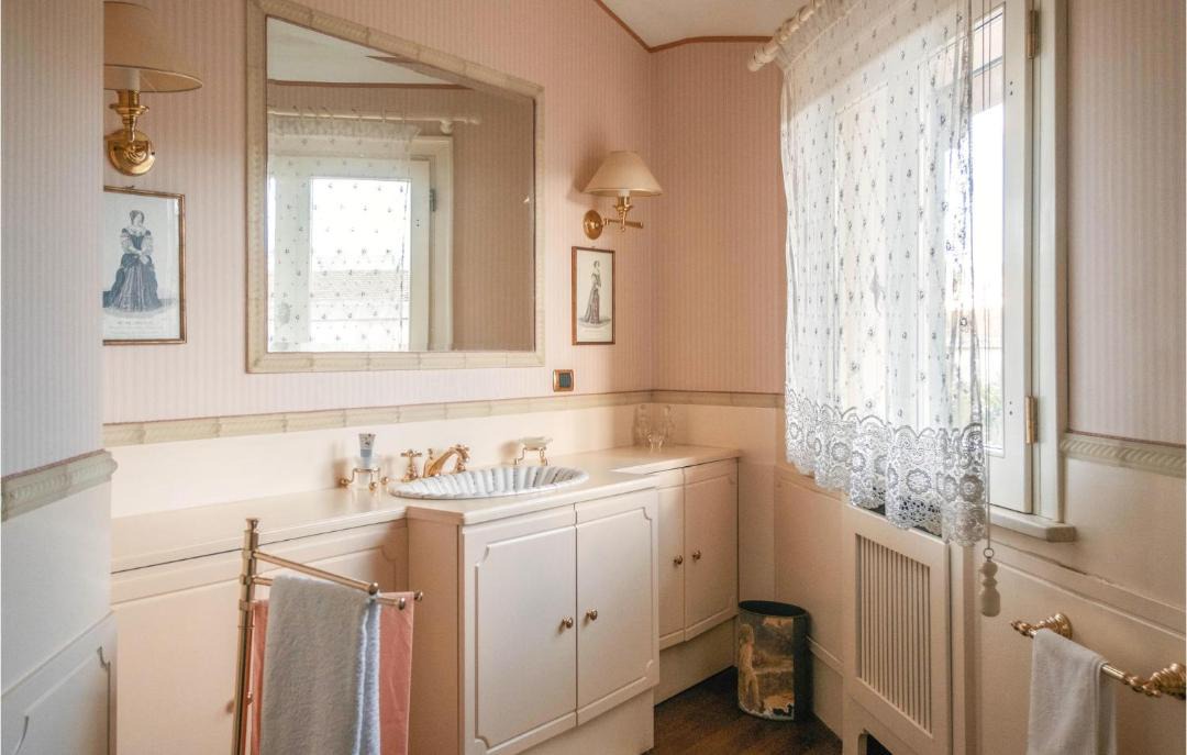 Photo of Bathroom in Polistena