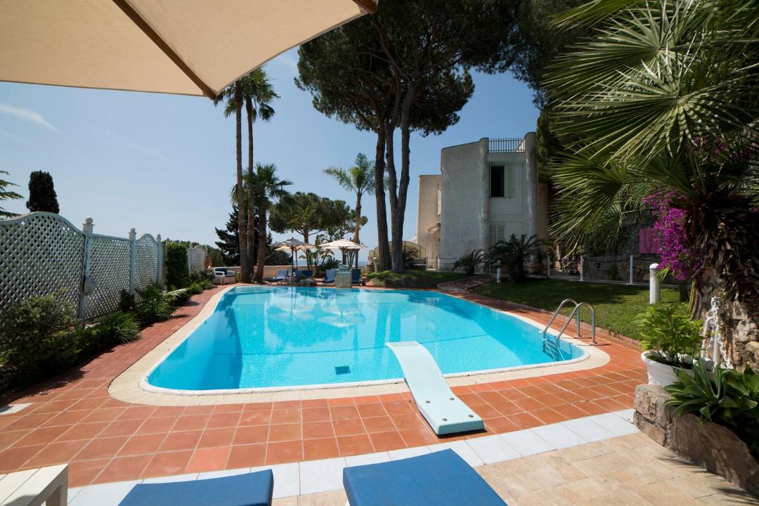 Photo of Others in Sperlonga
